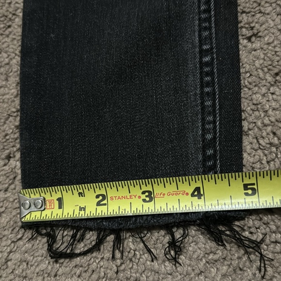 A&F Ankle Jean High Rise Sz 26/2R-Black-Holes @ Knees-Raw Edge Hem-70% Cotton - Picture 8 of 13